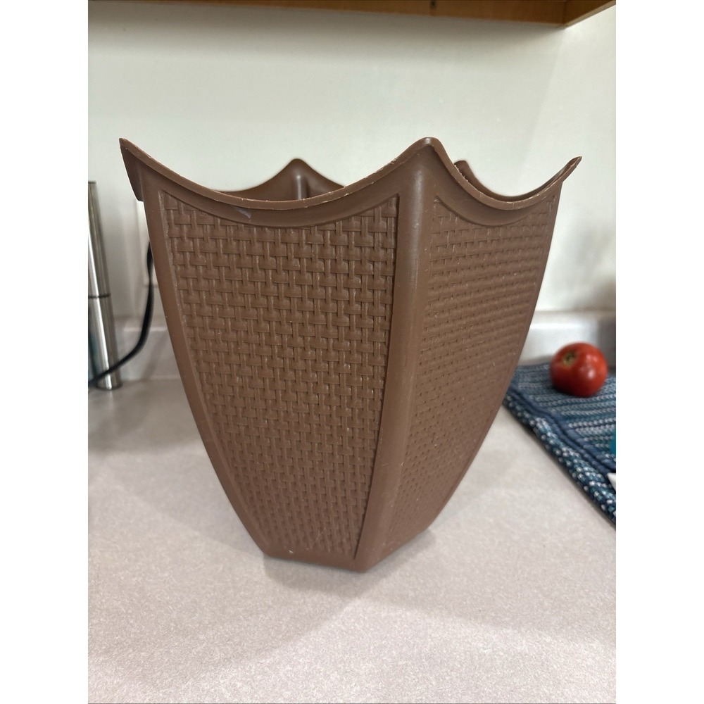 MCM Vintage brown  Fesco‎ Wicker Faux Pagoda Plastic Wastebasket # 8054